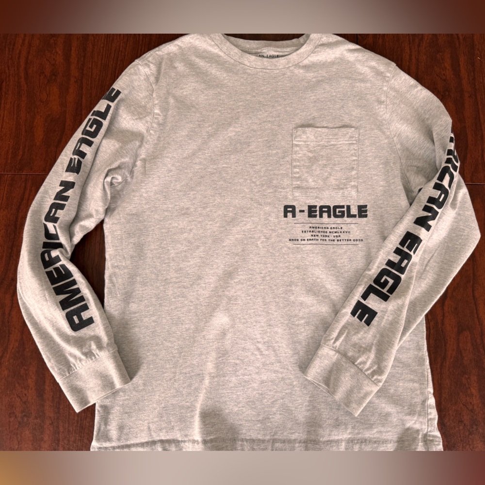 American Eagle Men’s Light Gray 100% Cotton Long Sleeve Men's T-Shirt Medium